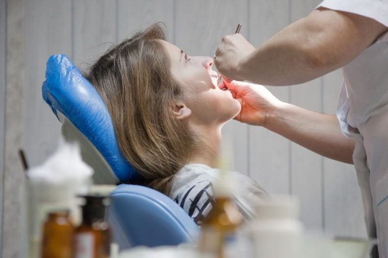 controllo del dente del giudizio