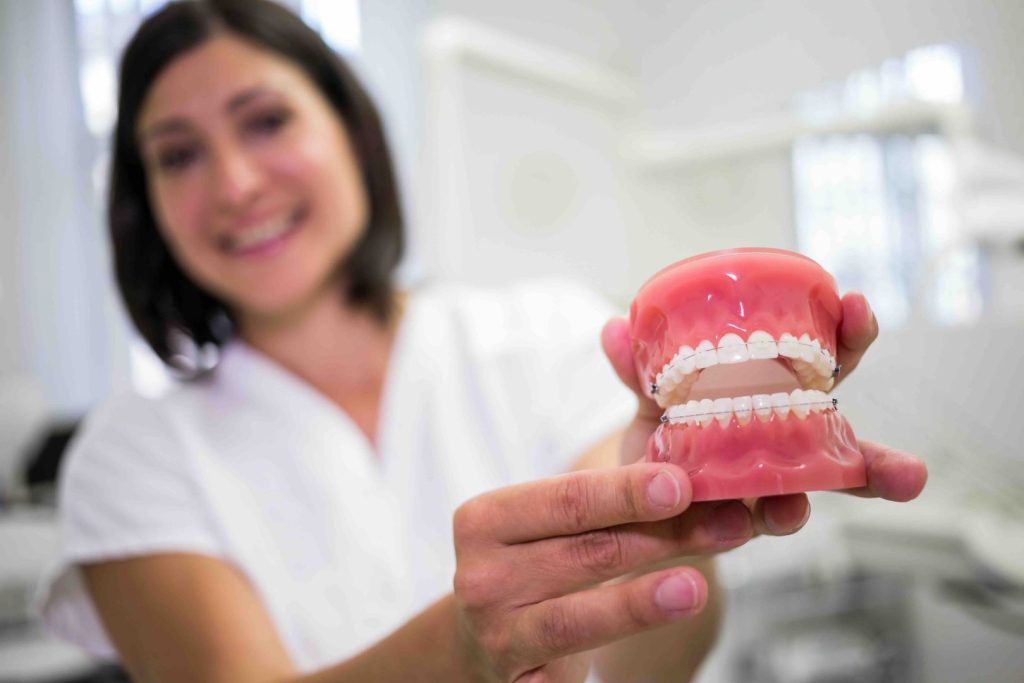 Differenza tra protesi e impianto dentale